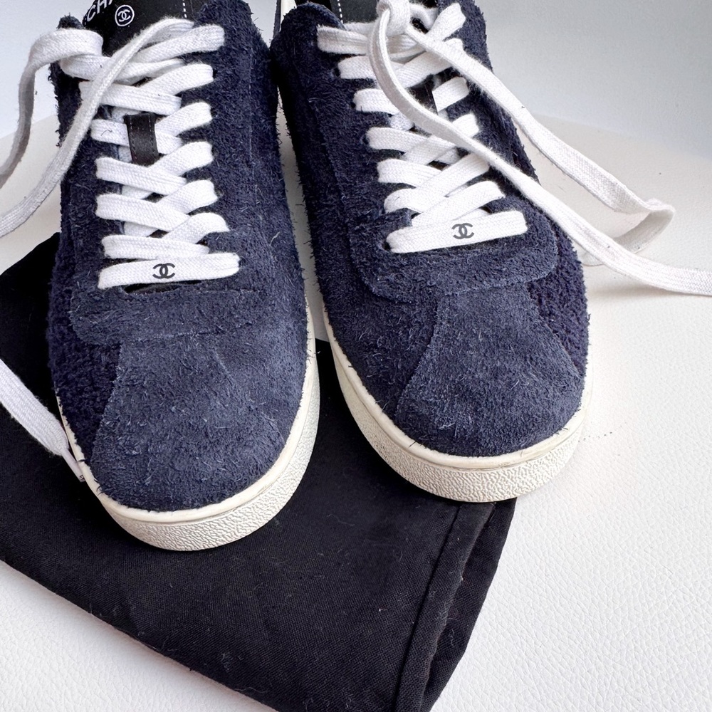 SOLD❌Chanel 2021 cocomark CC suede satin tweed navy low top sneakers tennis - Picture 9 of 14